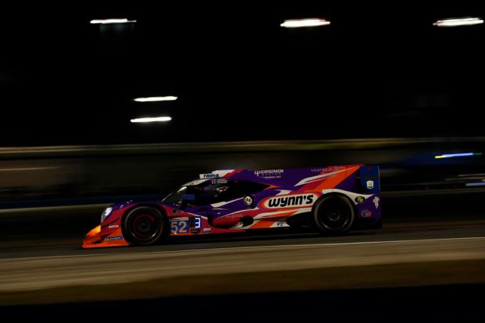 Nr52 Roar Before the Rolex 24