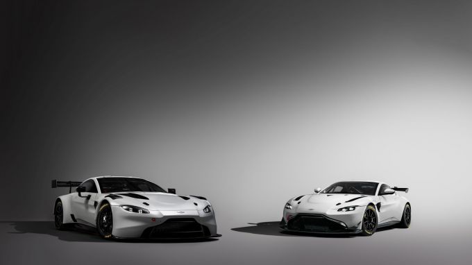 Aston_Martin_Vantage_GT3_and_GT4