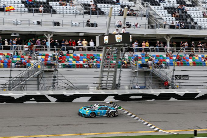 Daytona 2021 Nr16_Wright_Motorsports_Porsche_911_GT3R_GTD_Trent_Hindman_Patrick_Long_Klaus_Bachler_Jan_Heylen