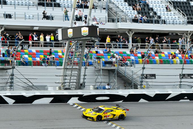 Daytona winnaar LM GTE Nr3 Corvette Racing Corvette C8.R GTLM Nicky Catsburg Jordan Taylor Antonio Garcia
