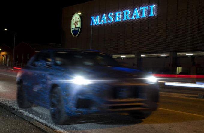 Maserati deelt eerste fotos prototype Grecale SUV
