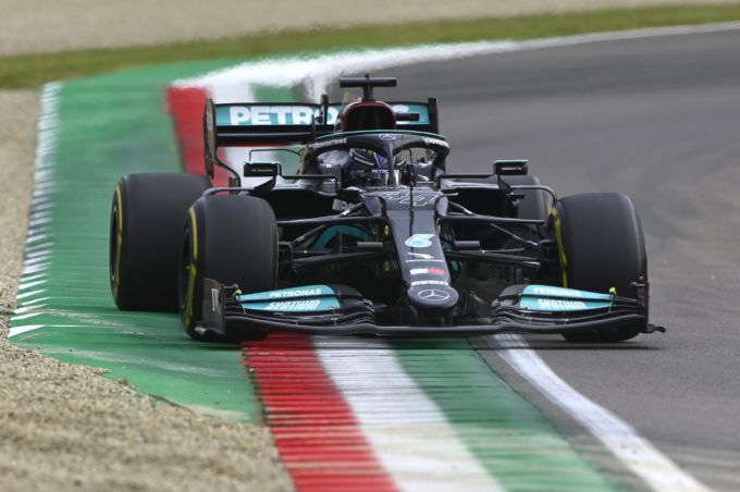 Lewis Hamilton F1 Imola track