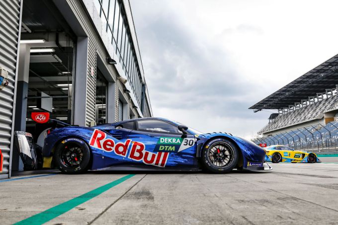 Liam_Lawson_NZL_Ferrari_Red_Bull_AF_Corse