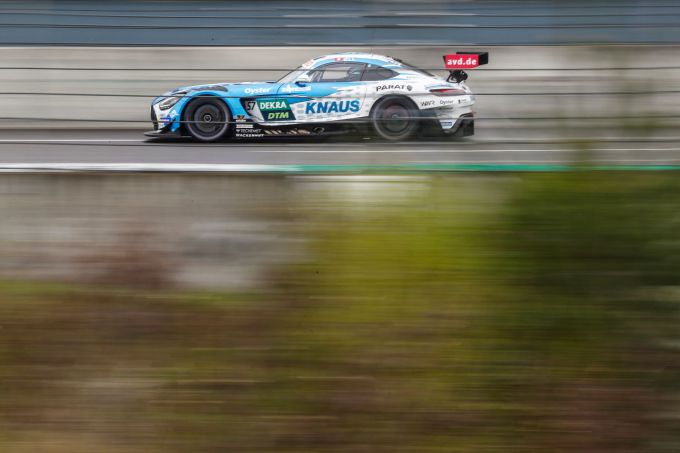 Philip_Ellis_SUI_Mercedes_Mercedes-AMG_Team_WINWARD