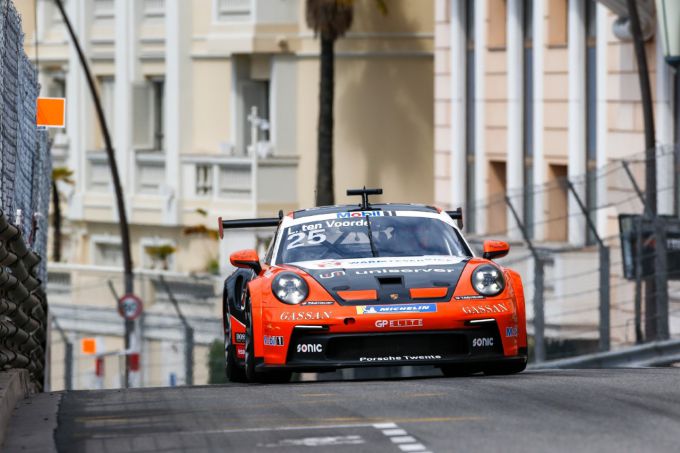 Porsche Mobil 1 Supercup Monaco_Larry_ten_Voorde_actie_front