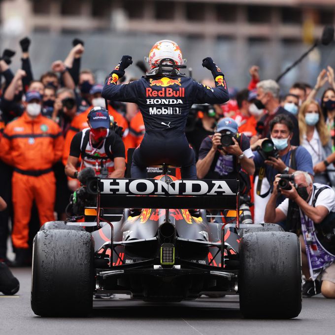 Max Verstappen wint GP Monaco 2021 met Honda