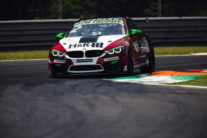 Michael_Schrey_GER_BMW_Hofor_Racing_door_Bonk_M