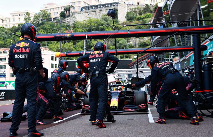 Red_Bull_pitstop_Monaco_2021
