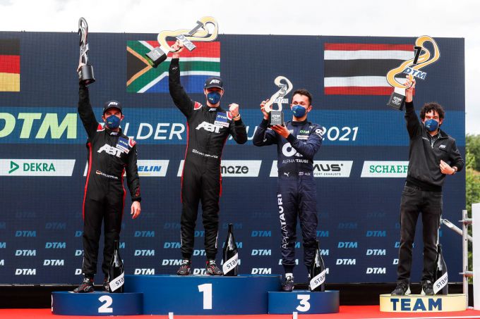 Podium_Mike_Rockenfeller_Kelvin_van_der_Linde_Alex_Albon_l-r