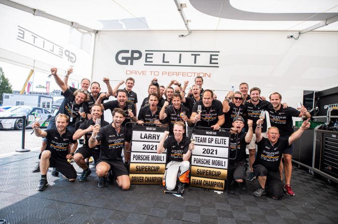 Team_GP_Elite_team_champion_Larry_ten_Voorde_driver_champion