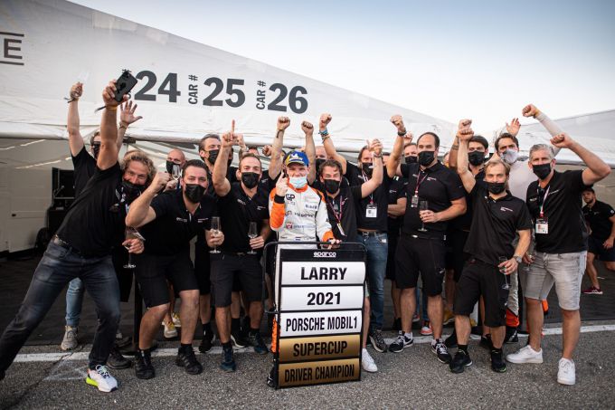 Larry_ten_Voorde_overall_champion_2021_Porsche_Supercup 2