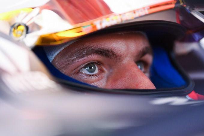 Max Verstappen F1 LIVE STREAMING