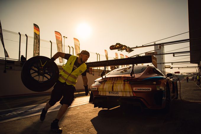 24H Dubai 2022 MercedesAMG Nr75 Sun Energy 1 by SPS automotive performance