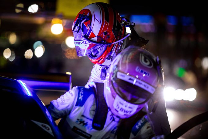 24H Dubai 2022 MercedesAMG driver_change_HRT_Mercedes