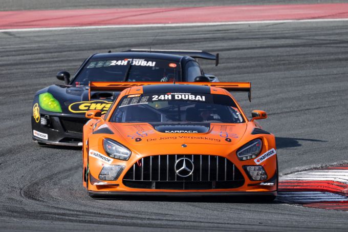 24H Dubai 2022 MercedesAMG Nr19_MP_Motorsport_actie_front