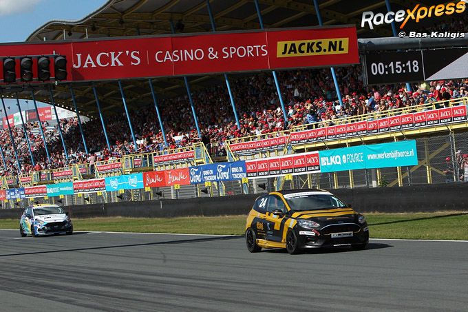 Senna van Soelen uit Oostvoorne Ford Fiesta Sprint Cup 75.000 toeschouwers Jack's Racing Days