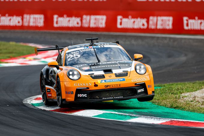 Porsche Mobil 1 Supercup 2022 @ Monza Larry ten Voorde actie front