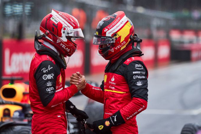 Charles_Leclerc_versus_Carlos_Sainz F1 Ferrari 2022