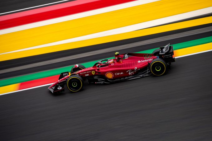 Ferrari_Charles_Leclerc_actie GP Spa Francorchamps 2022