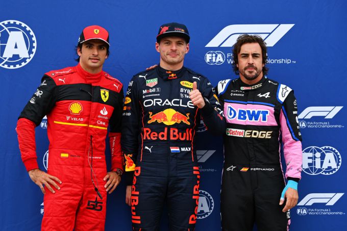 Fernando_Alonso_podium_met_Max_en_Carlos
