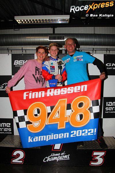 Finn Rossen kampioen hier met vader en moeder