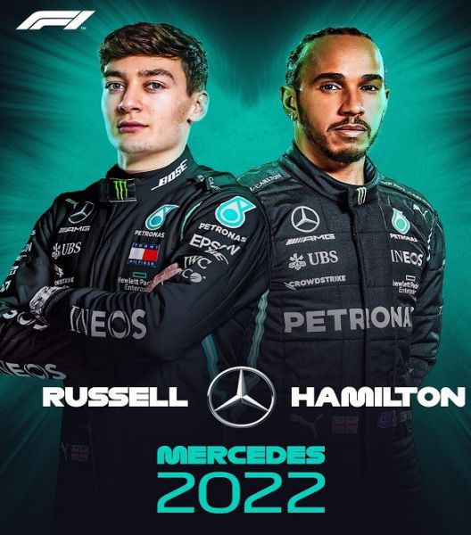 George-Russell-con-Hamilton-in-Mercedes-nel-2022