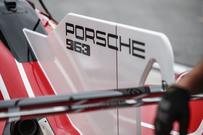24H Daytona 2023 Porsche 963 foto 1