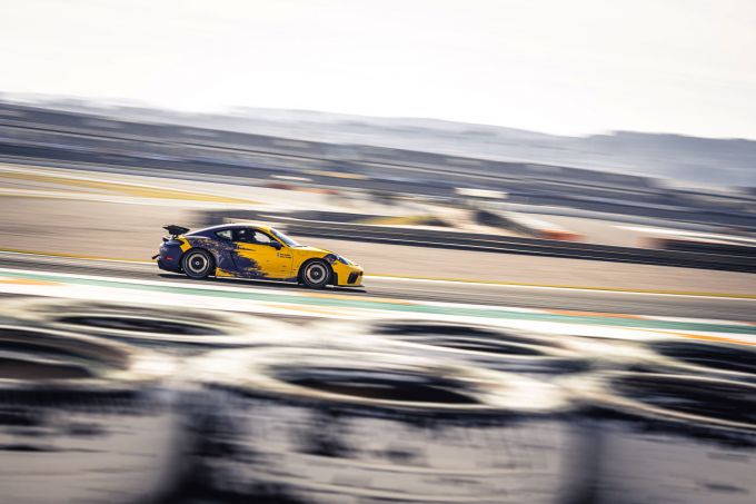 2m_Porsche_Sprint_Challenge_Southern_Europe