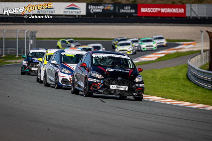 Race Winning Brands wordt exclusief motorleverancier Ford Fiesta Sprint Cup