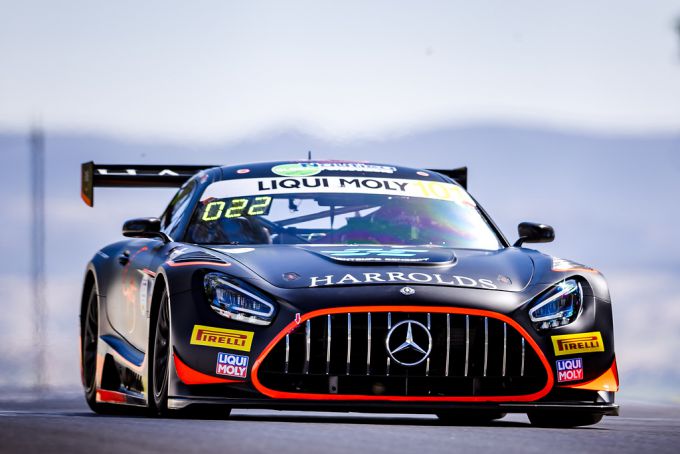 Bathurst 12 Hour Mercedes AMG volante_rosso_motorsport_101