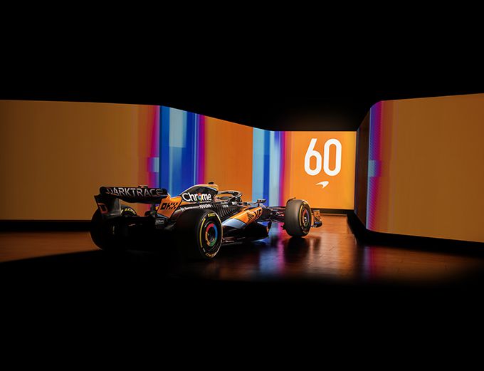 McLaren MCL60
