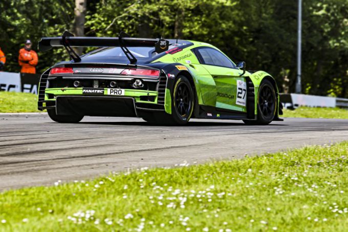 Fanatec GT Europe Sprint Cup Brands Hatch Nr27_Audi_GT