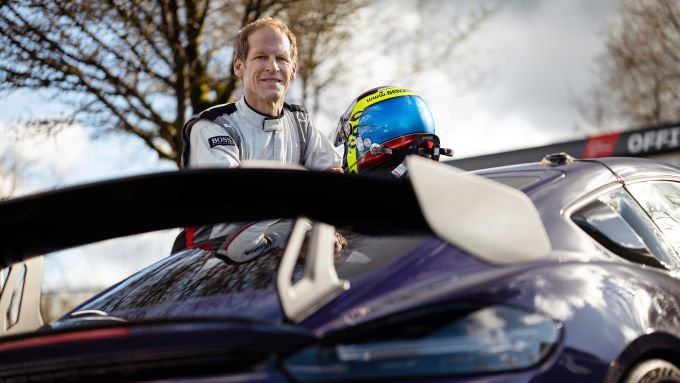 Porsche 718 Cayman GT4 RS Manthey Kit Nordschleife foto 10