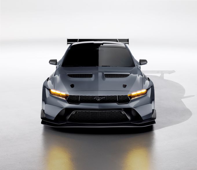 Ford Mustang GTD Foto 18