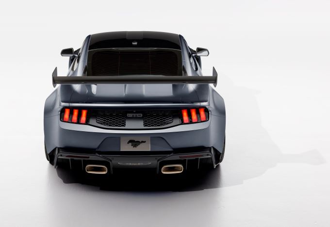 Ford Mustang GTD Foto 20