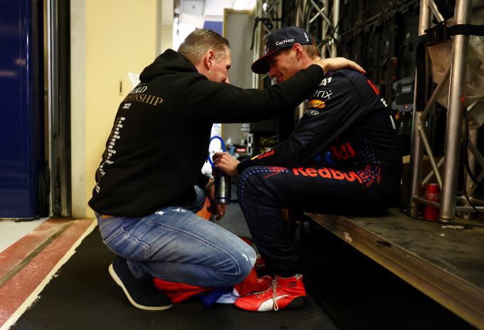 Jos_en_Max_Verstappen job done F1 wereldkampioen