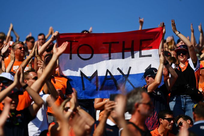Max_Verstappen_to_the_Max_met_pole