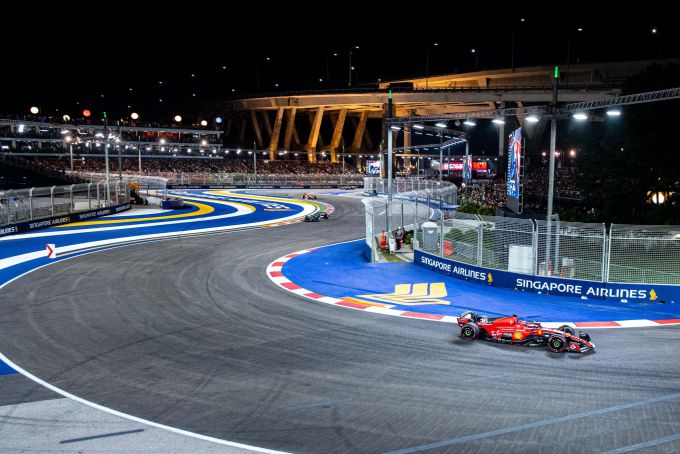 Ferrari F1 Carloz Sainz Singapore winnaar 2023 track