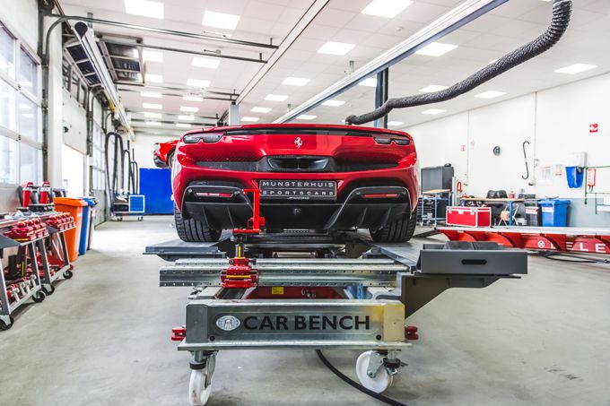 Munsterhuis Sportscars - Ferrari Authorised Bodyshop