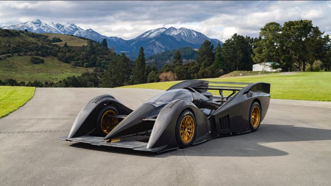 Exclusive – Rodin Cars unveiled its spectacular FZero prototype during its debut at its own test track in New Zealand.