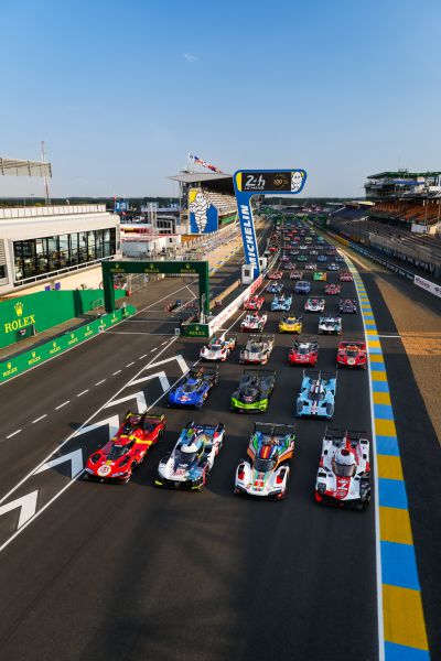 24H_Le_Mans_2023_62_autos_op_de_baan_foto_Antonin_Vincent