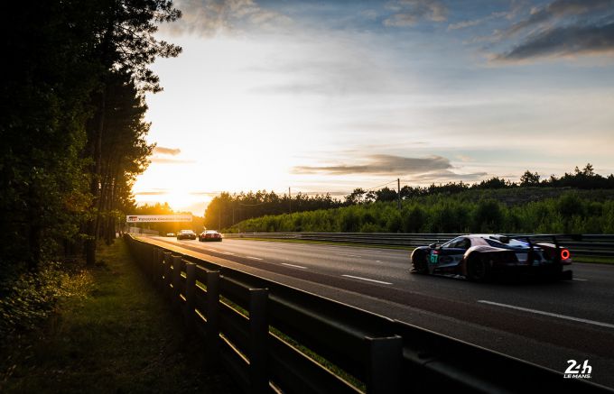 Le Mans zonsopgang