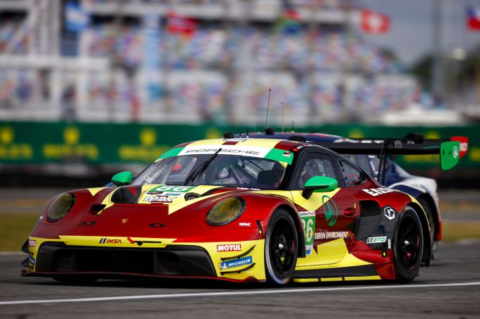 #86: MDK Motorsports, Porsche 911 GT3 R (992), GTD: Kerong Li, Anders Fjordbach, Larry Voorde, Klaus Bachler