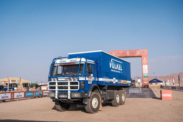 Vlkel Dakar Team Mercedes-Benz NG 2636 6x6 trucks