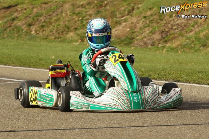 Ties van Wijk wint NK Chrono Karting op de kartbaan in Genk