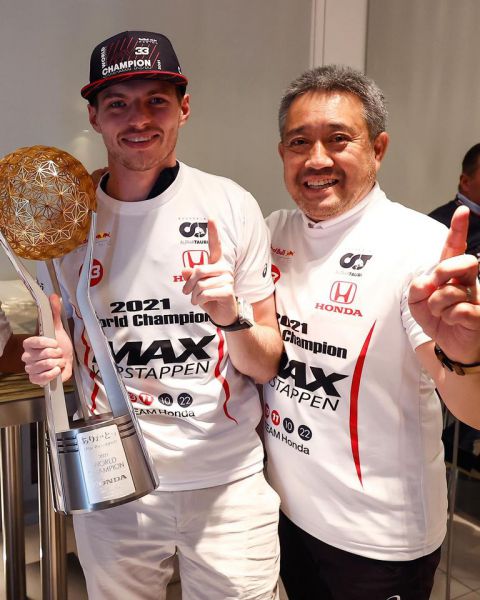 Max_Verstappen_and_Honda_chief_Masashi_Yamamoto