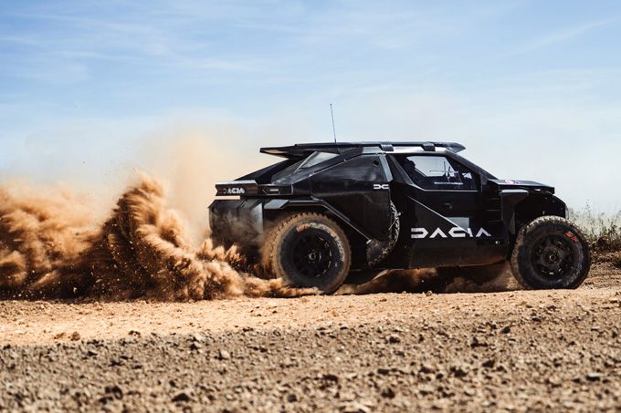 Dacia Sandrider voltooit eerste Dakar-test
