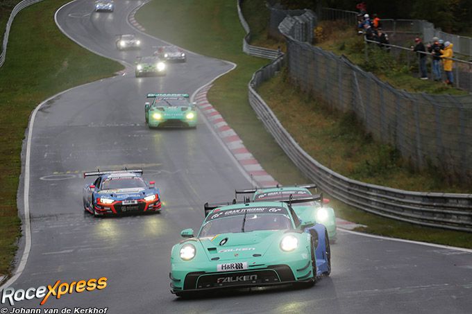 10 wedstrijden plus 2 kwailficatie wedstrijden