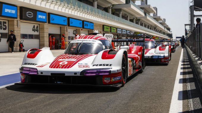 FIA World Endurance Championship WEC Qatar 1812km Porsche kwalificatie Foto 2 963 pitstraat