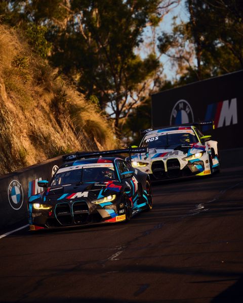 Bathurst 12H 2025 BMW en Team WRT winnaar met Sheldon en Kelvin Vander Linde Foto 2